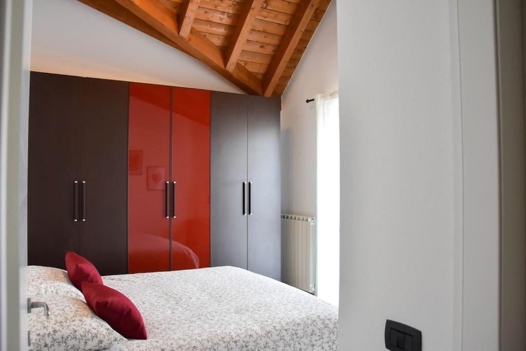 Ca' Gialla 5 - Sul Di Lugano, Balcone E Parcheggio - * Cadegliano Viconago